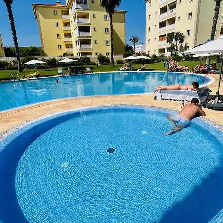 Apartamento T2 Confortavel Em Vilamoura, Algarve Exterior photo
