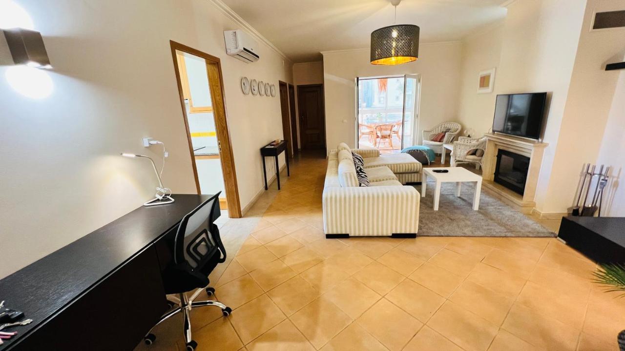 Apartamento T2 Confortavel Em Vilamoura, Algarve